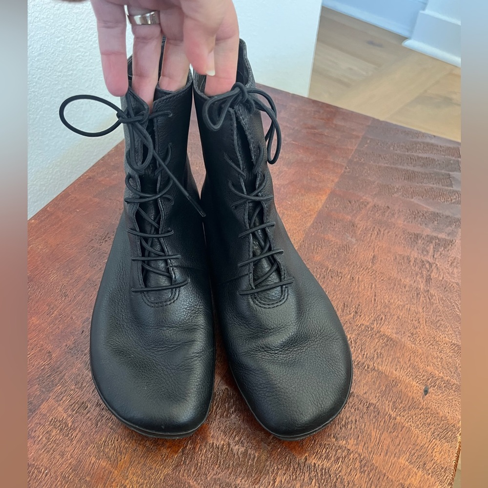 Camper Right Nina Black Leather Lace up minimalist contemporary Ankle Boots 38